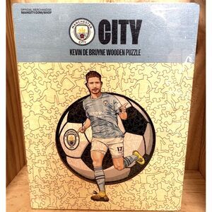 NWOT Kevin De Bruyne Manchester City F.C. Iconic Wooden Puzzle SZ M (270 pieces)